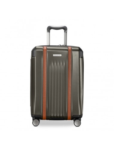 Montecito 2.0 Hardside Carry-On Expandable Spinner d'Europe débarque