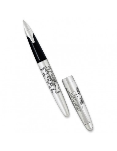 Pilot Sterling Silver Fountain Pen brillant des détails fins